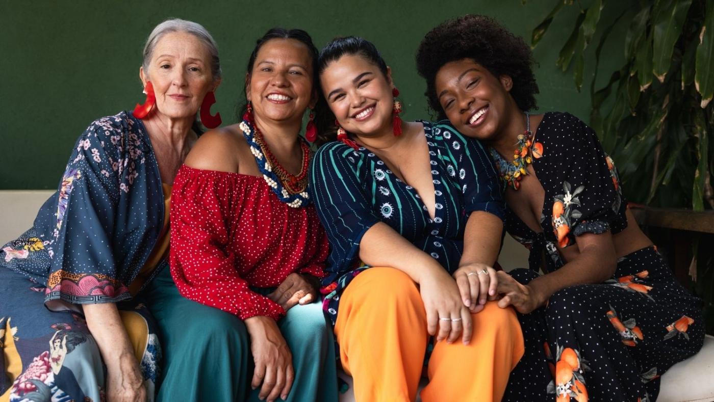 Imagen de mujeres diversas representando la conmemoración del Día Internacional de la Mujer 2026.